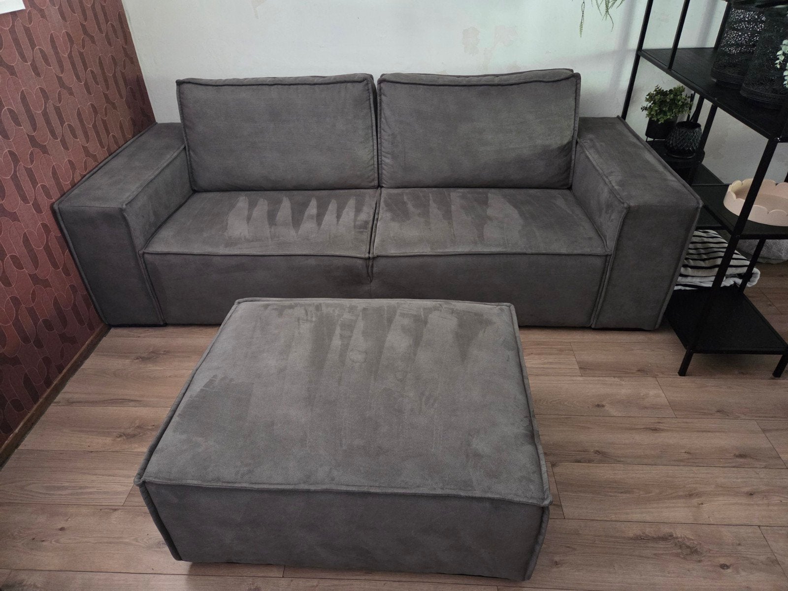 Grijze modulaire bank met chaiselongue/hocker. velvet look, Ophalen, Zo goed als nieuw
