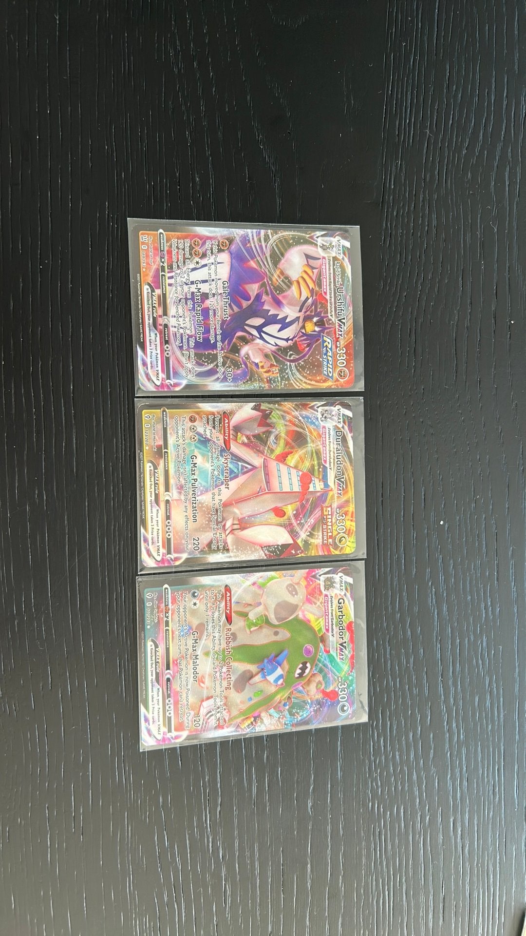 3 Vmax pokemon kaarten, Ophalen, Zo goed als nieuw