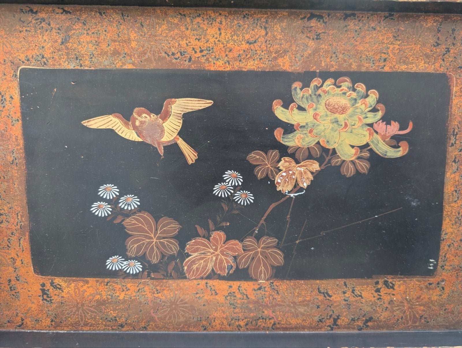 Antiek Japans gelakt dienblad met vogel en bloemen, Gebruikt, Ophalen of Verzenden, Handgemaakt, Rechthoekig