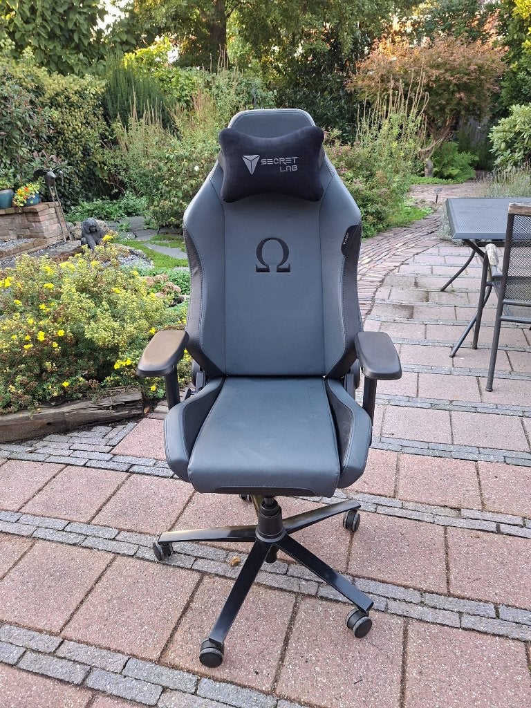 Secretlab Omega gaming chair met toolkit, Huis en Inrichting, Ophalen, Zo goed als nieuw, Grijs, Gaming bureaustoel