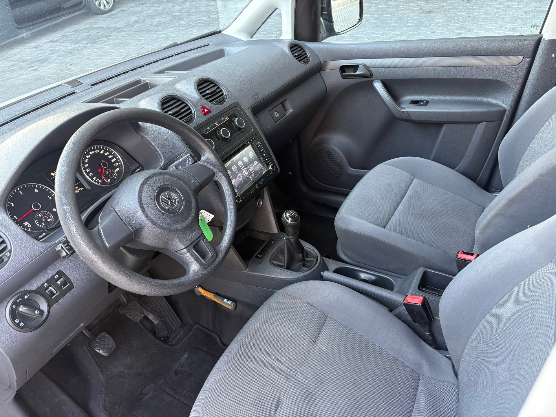 Volkswagen Caddy 1.6 TDI Economy Baseline Airco, Voorwielaandrijving, Stof, Gebruikt, Zwart