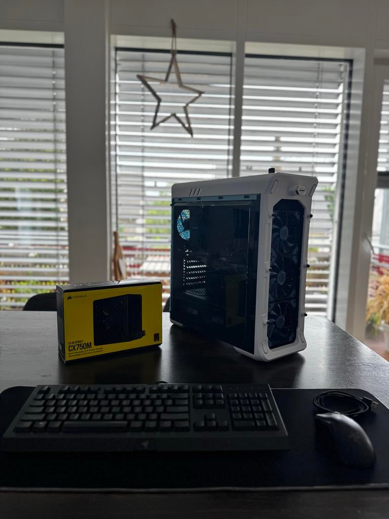 Complete Gaming PC + Razer RGB | Ryzen 5 RX6600, Ophalen of Verzenden, Zo goed als nieuw, Gaming, SSD