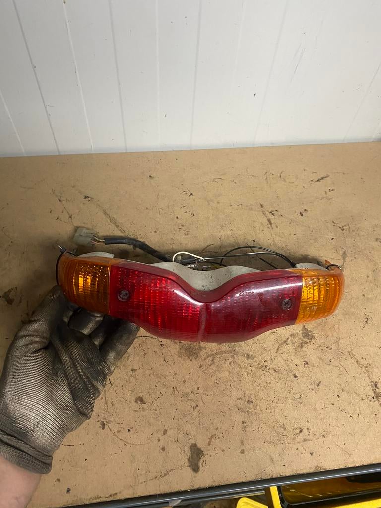 Gilera runner achterlicht unit 50cc 125cc 180cc, Motoren, Tuning en Styling, Ophalen of Verzenden