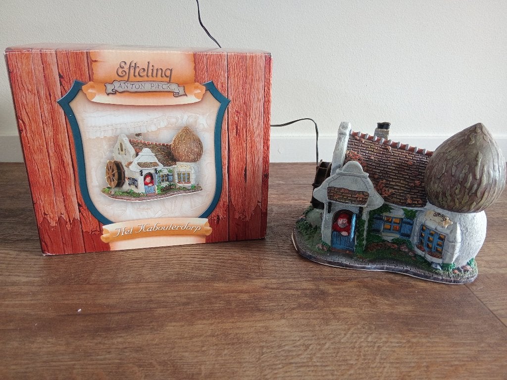 Efteling luville kabouterhuis Tobbelientje, Verzamelen, Ophalen of Verzenden, Zo goed als nieuw, Beeldje of Poppetje