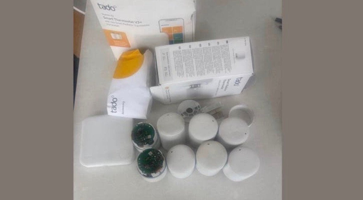 Tado slimme thermostaat V3 starter kit met accessoires, Verzenden, Slimme thermostaat, Gebruikt