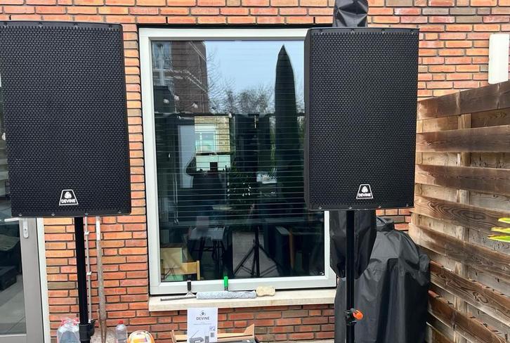 Te koop goed werkend geluidset  devine, Ophalen, Zo goed als nieuw, Minder dan 500 watt