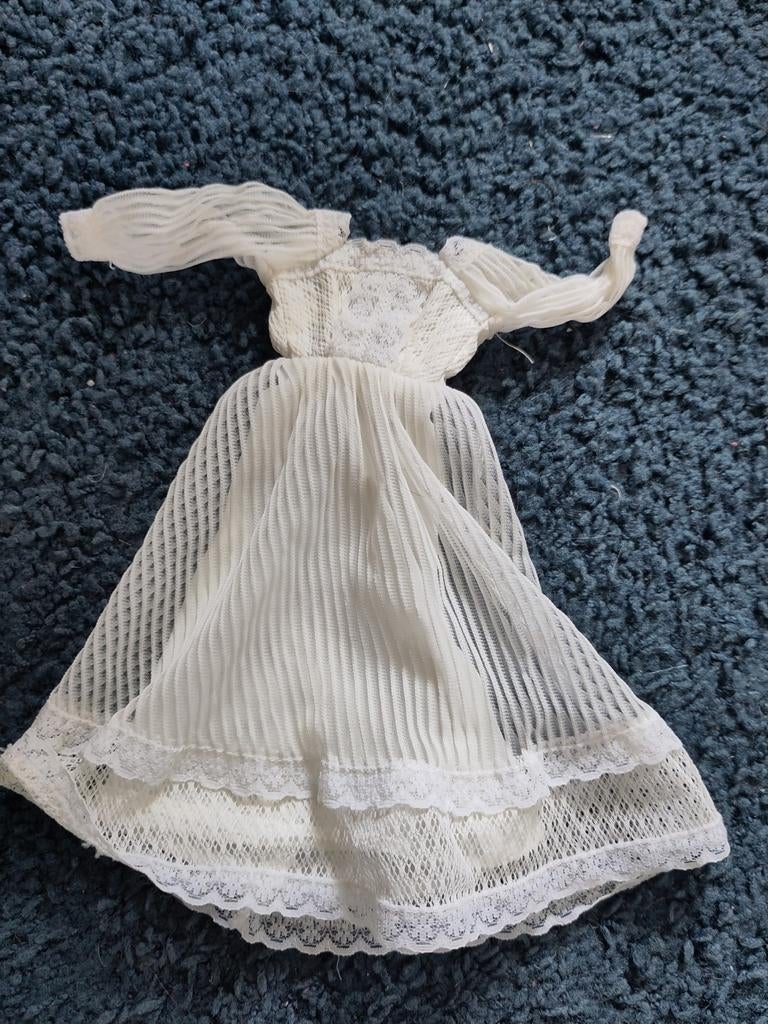 Vintage Barbie jurkje heeft reparaties aan de mouwen, Ophalen of Verzenden, Gebruikt