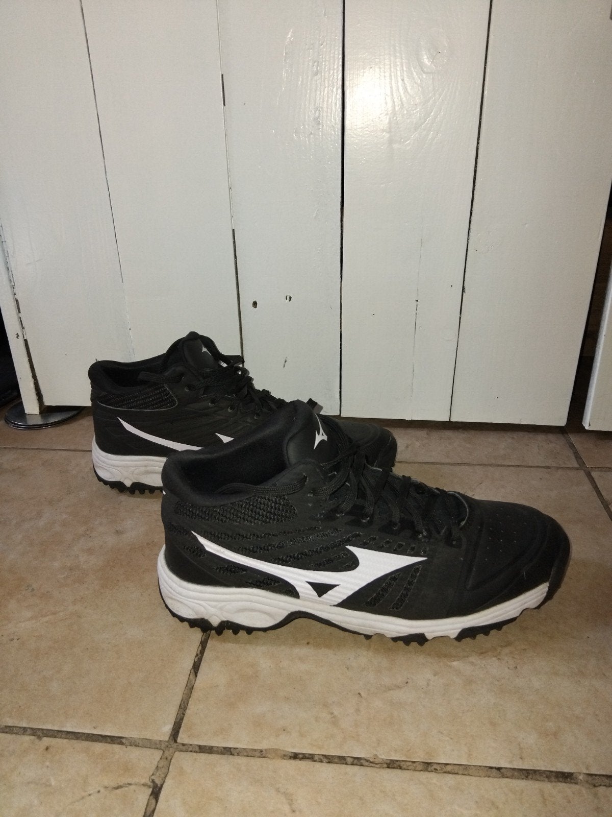Kunstgrasschoenen - Maat 40.5, Sport en Fitness, Korfbal, Ophalen of Verzenden, Gebruikt, Schoenen