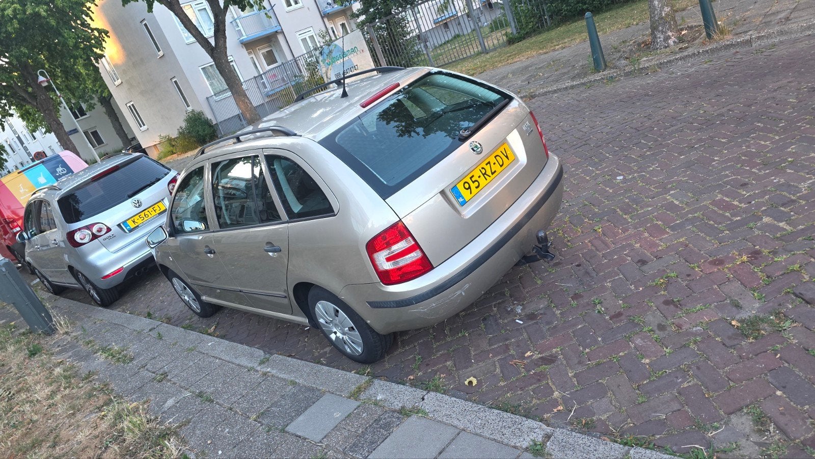 Skoda Fabia 1.4 Combi 55KW 2005 Beige, Auto's, Voorwielaandrijving, 74 pk, 4 cilinders, 1070 kg