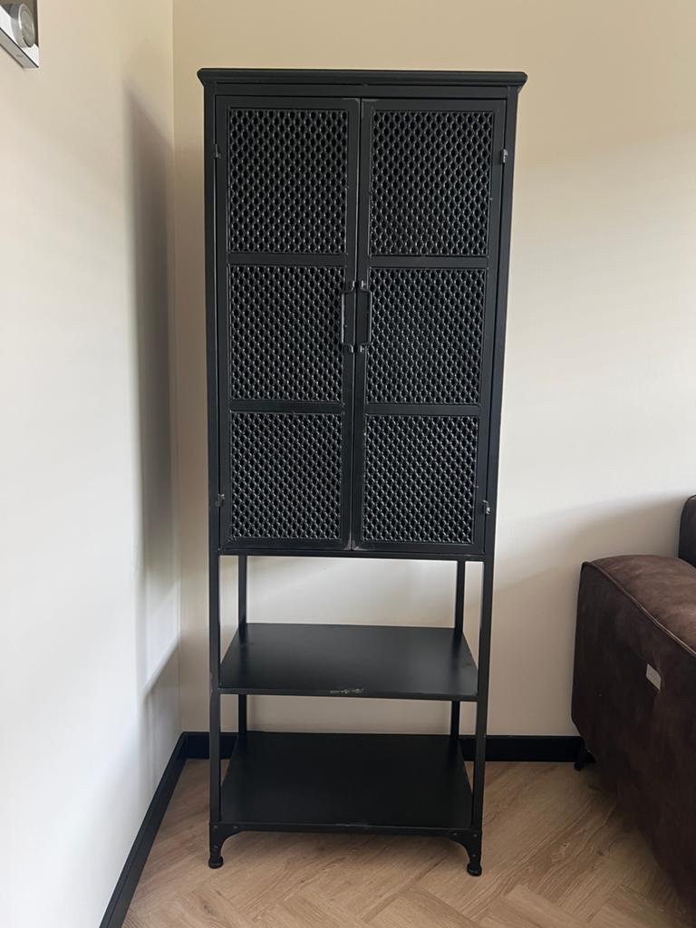 Dutchbone Denver Vintage wandkast zwart metaal, Ophalen, Zo goed als nieuw