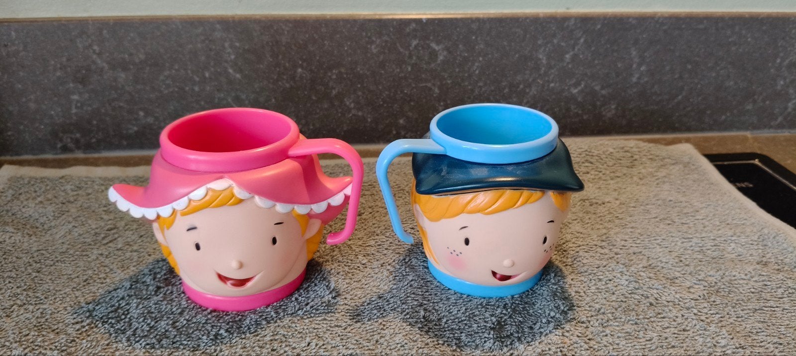 Fien en Teun beker set - zo goed als nieuw, Ophalen of Verzenden