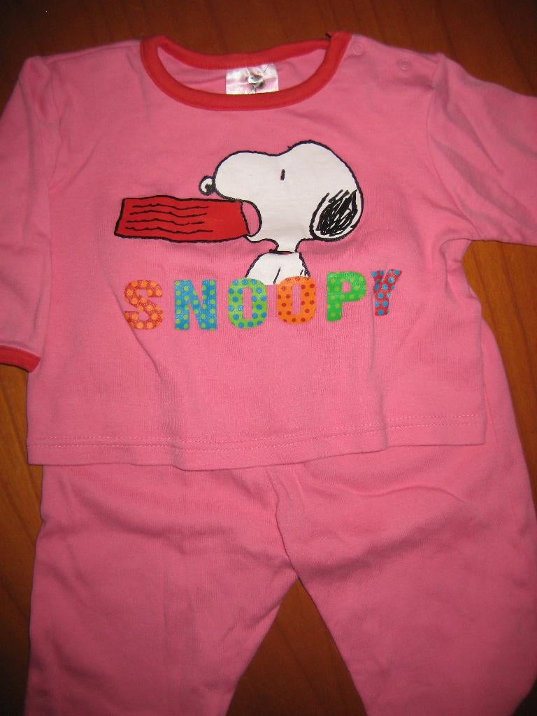 Roze Snoopy pyjama, 68, Ophalen of Verzenden, Zo goed als nieuw, Meisje, Nacht- of Onderkleding