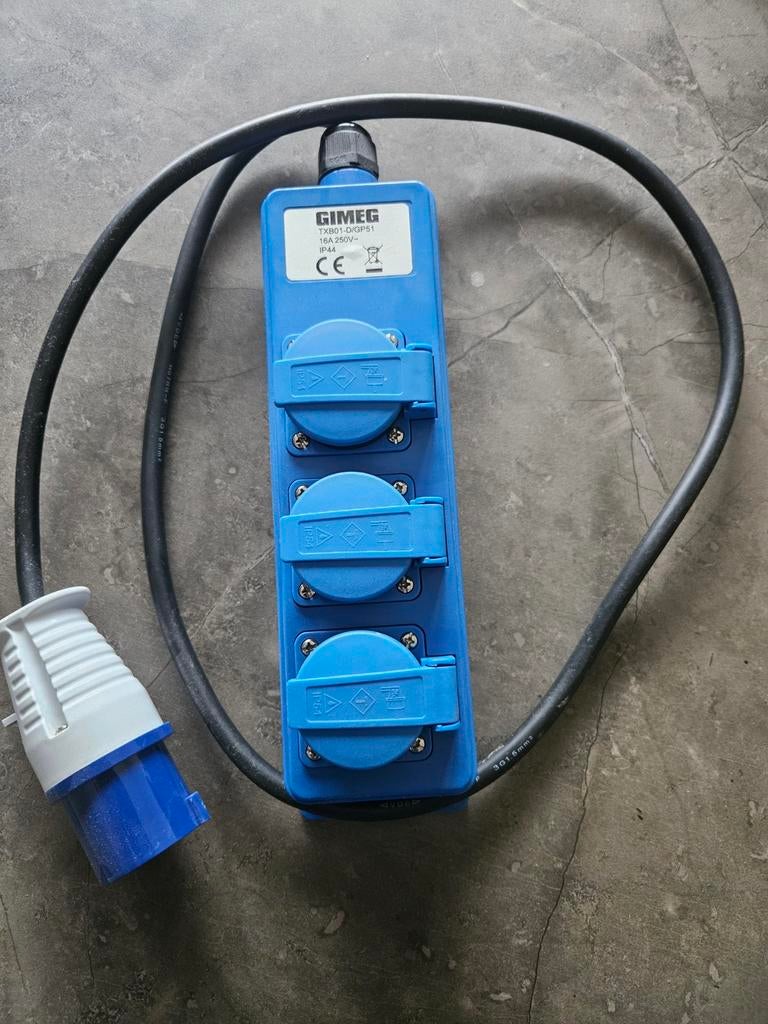 @ TOPDEAL A: Gimeg CEE stekkerdoos @, Ophalen of Verzenden
