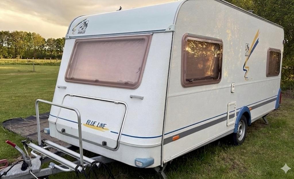 Knaus Blue Line 450TK, airco/zakluifel/voortent besch. 14/7, Vast bed, Rondzit, Kachel, 750 - 1000 kg