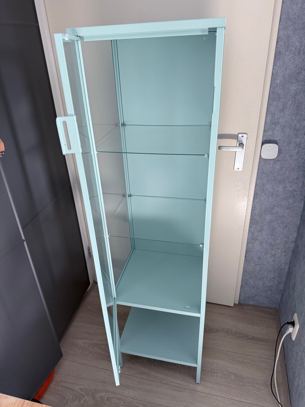 IKEA RUDSTA vitrinekast – mintgroen – 155 cm, Ophalen, Gebruikt, 50 tot 100 cm, Metaal