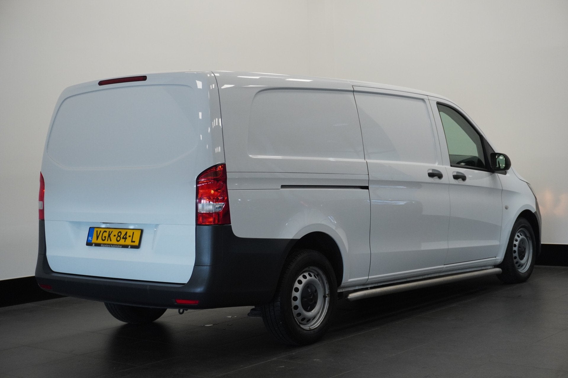 Mercedes-Benz Vito 110 CDI XL EURO 6 - Airco - Camera - €1, Voorwielaandrijving, Gebruikt, 4 cilinders, Wit