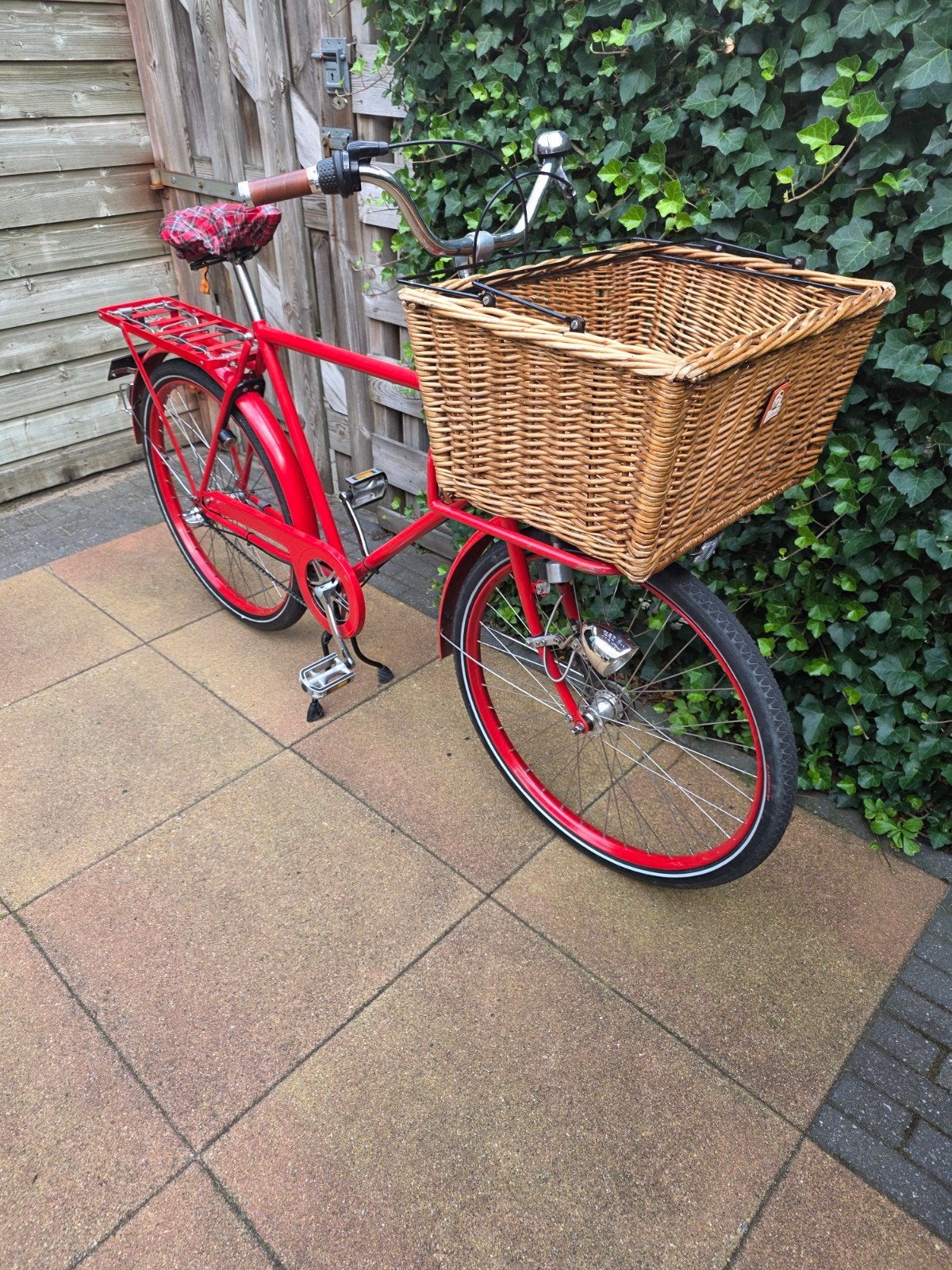 Kronan Transportfiets Rood met originele Kronan mand, Terugtraprem, Gebruikt, Versnellingen, 53 tot 57 cm