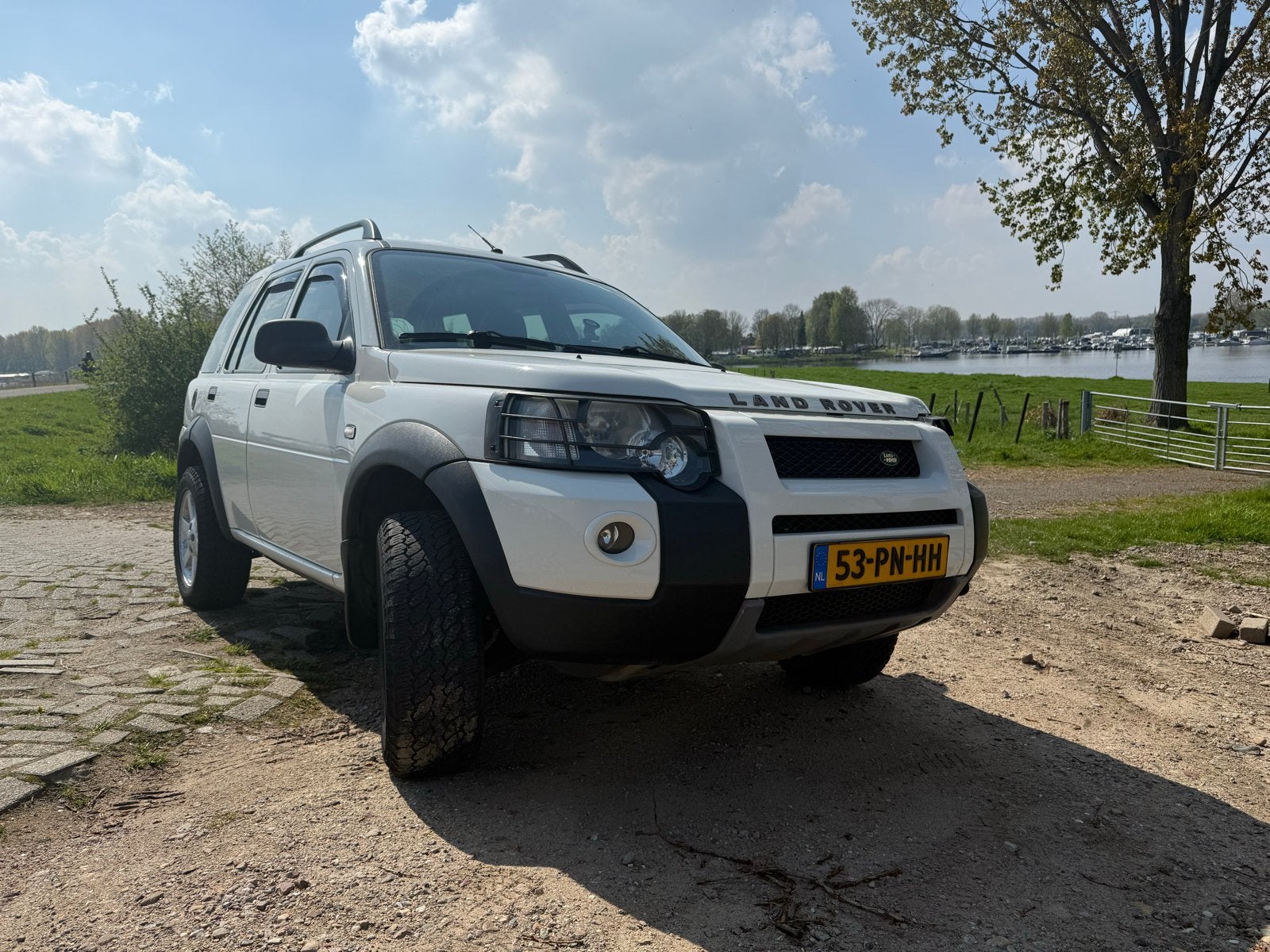 Land Rover Freelander 2,5 V6  automaat 5deurs, Zwart, 2000 kg, Wit, Leder