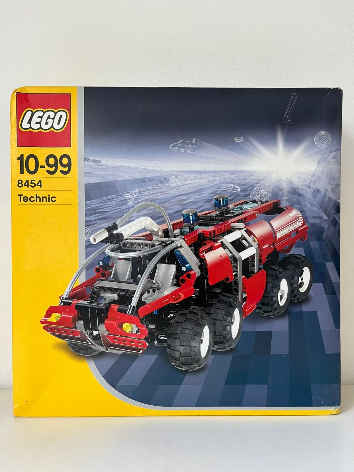 Lego 8454 - Lego Technic rescue truck - *NIEUW*, Kinderen en Baby's, Speelgoed | Duplo en Lego, City, Nieuw, Ophalen of Verzenden