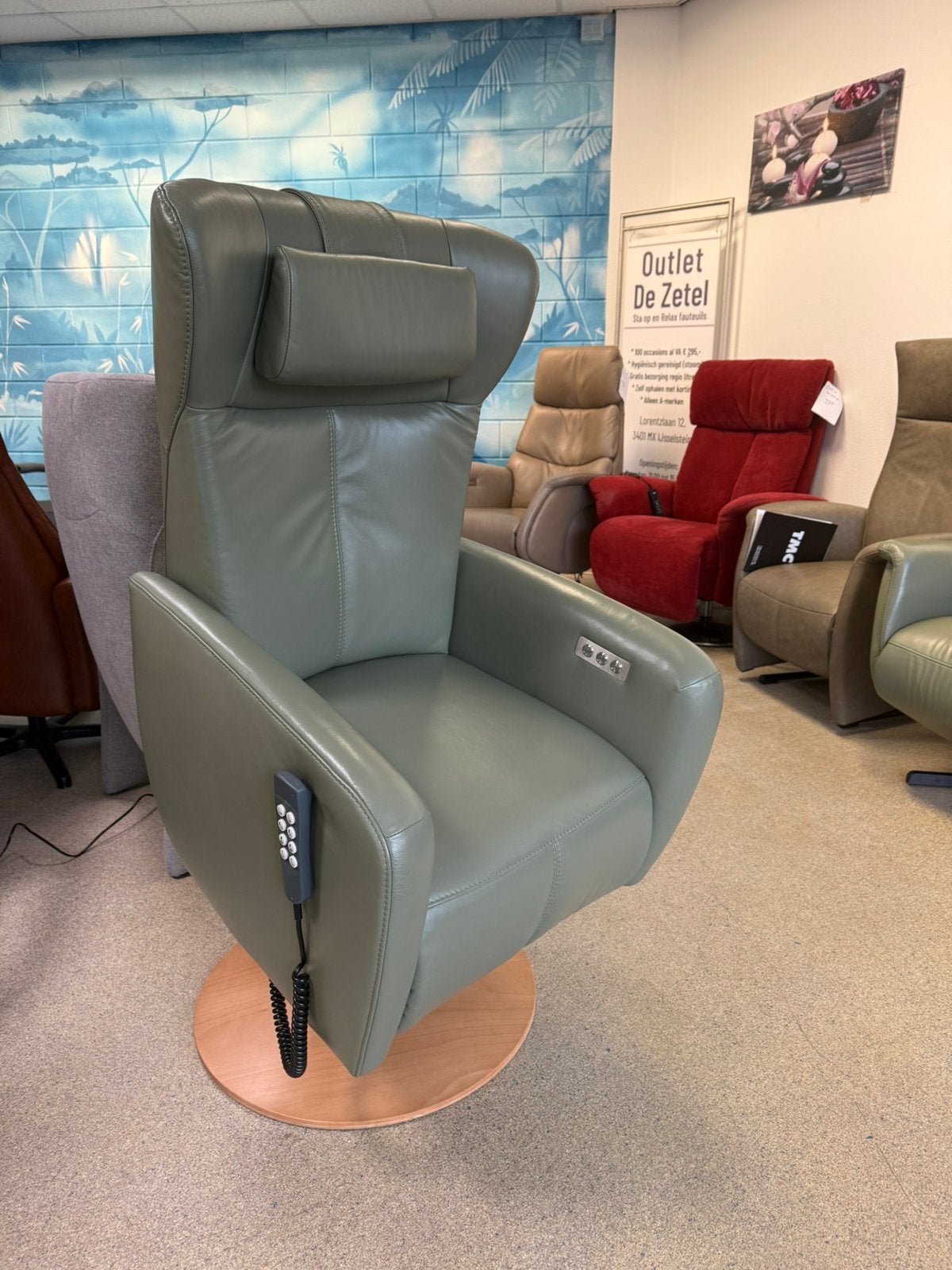 Luxe Prominent sta op stoel relax fauteuil gratis bezorgd, Ophalen of Verzenden, Zo goed als nieuw, Leer, Ruim 100 modellen in alle kleuren en maten