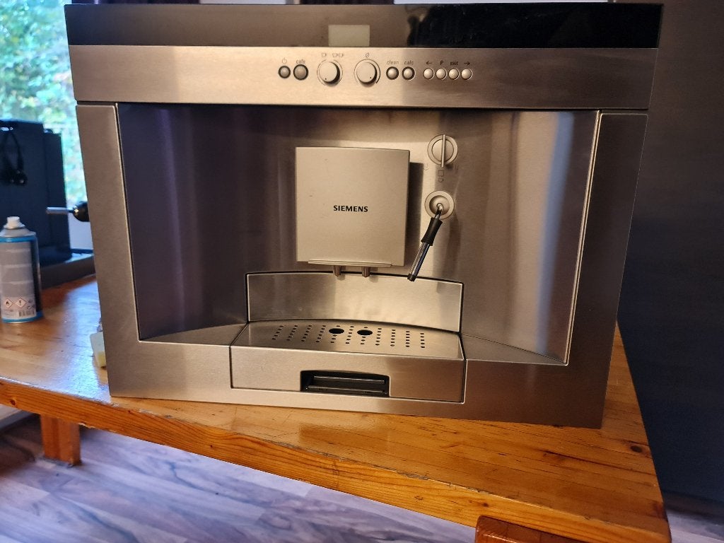 Siemens, Bosch, Neff, Miele. Inbouw Koffiemachine.s, Witgoed en Apparatuur, Koffiezetapparaten, Ophalen, Gemalen koffie, 10 kopjes of meer