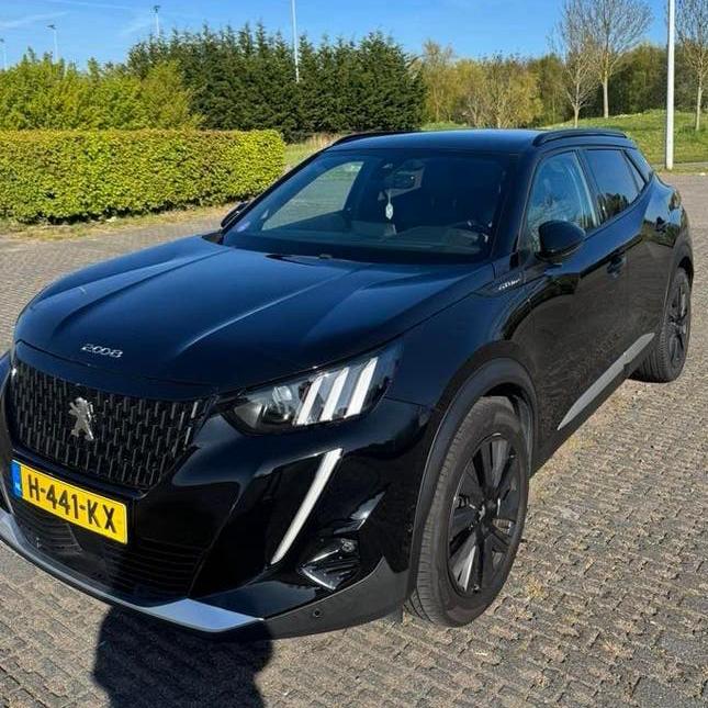 Foto 4 van Peugeot 2008 1.2 Puretech GT