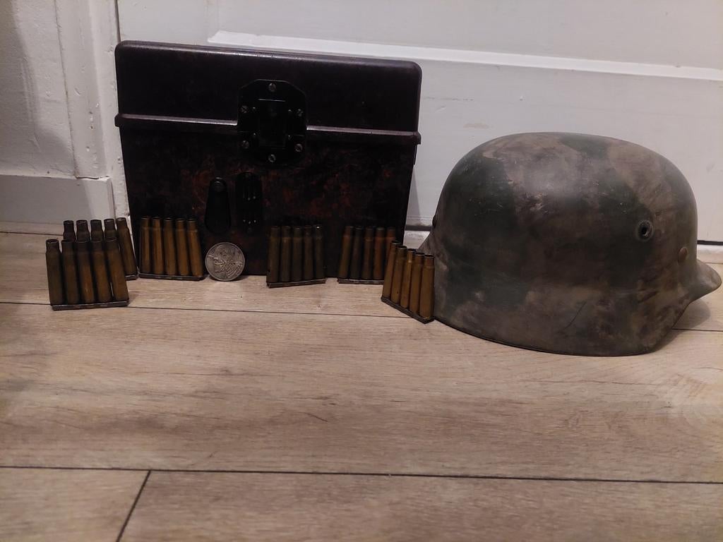 Lot ww2, Ophalen, Landmacht, Duitsland, Helm of Baret