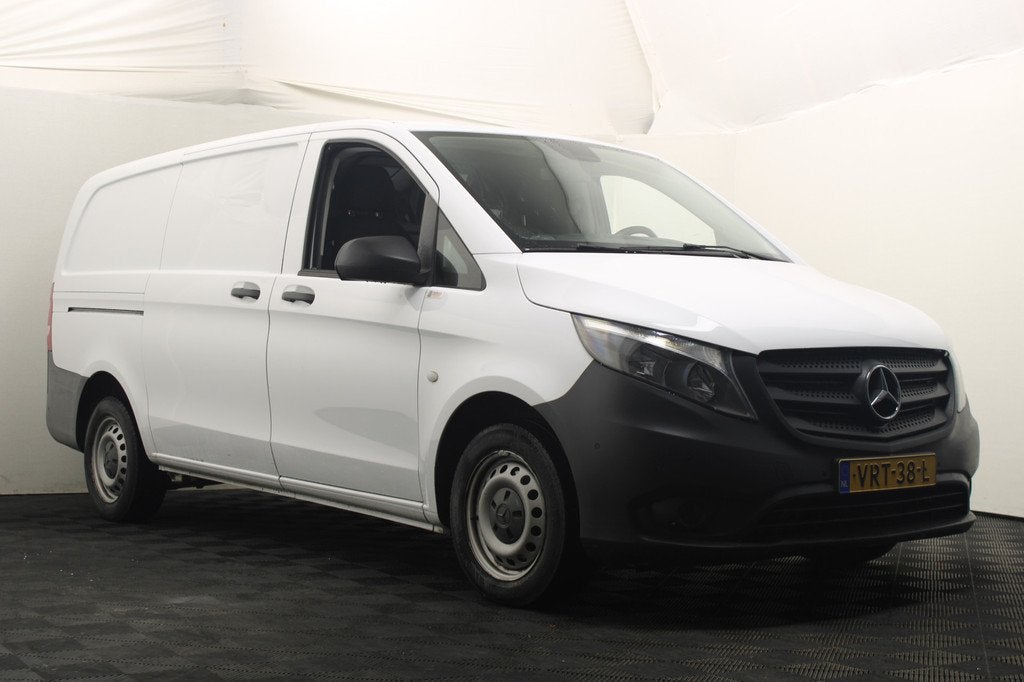 Mercedes-Benz Vito 114 CDI Lang (bj 2016), Automaat, Euro 5, Zwart, 4 cilinders
