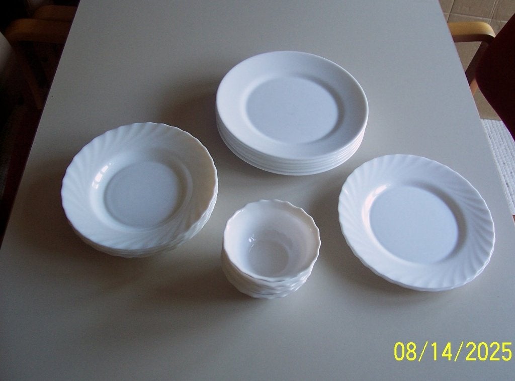 acropal borden en schaaltjes, Huis en Inrichting, Keuken | Servies, Overige materialen, Overige merken, Vintage, Ophalen of Verzenden