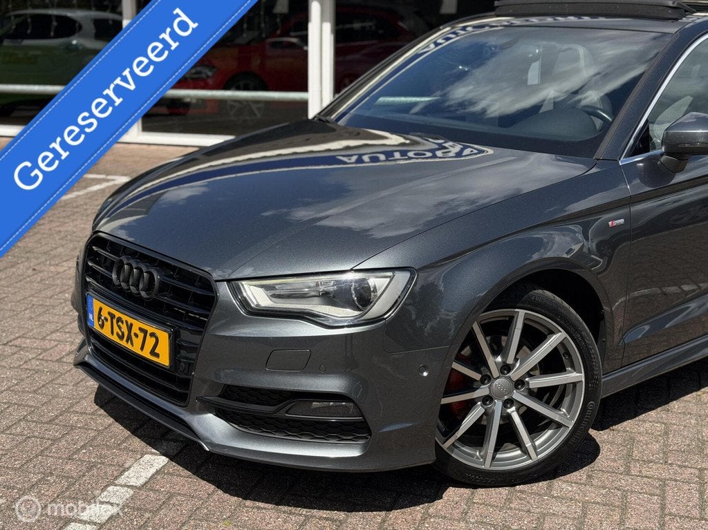 Audi A3 Limousine 1.4 TFSI CoD Ambition Pro Line S, Auto's, Gebruikt, 4 cilinders, Origineel Nederlands, Sedan