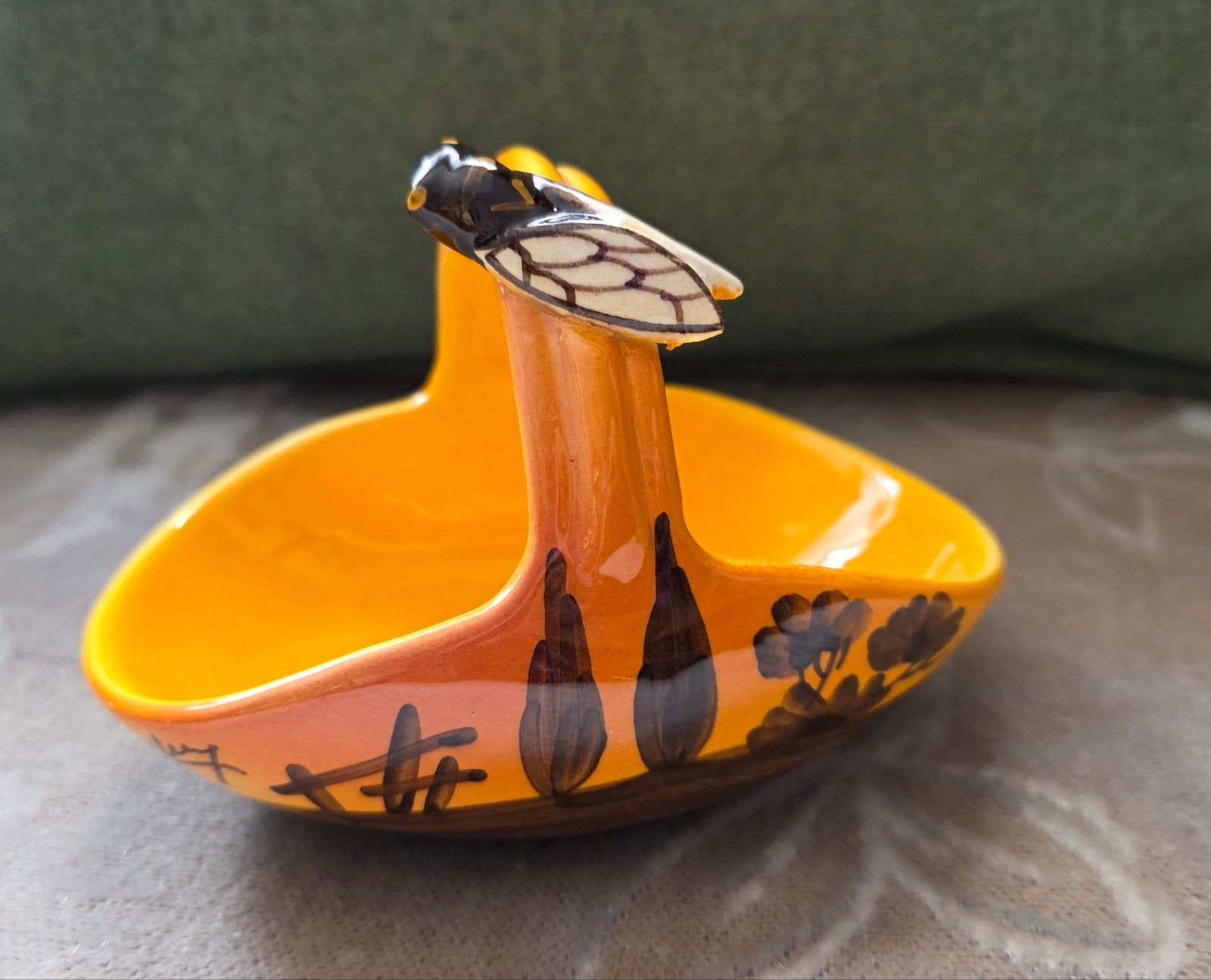Vintage keramische schaal met cicade decoratie, Ophalen of Verzenden