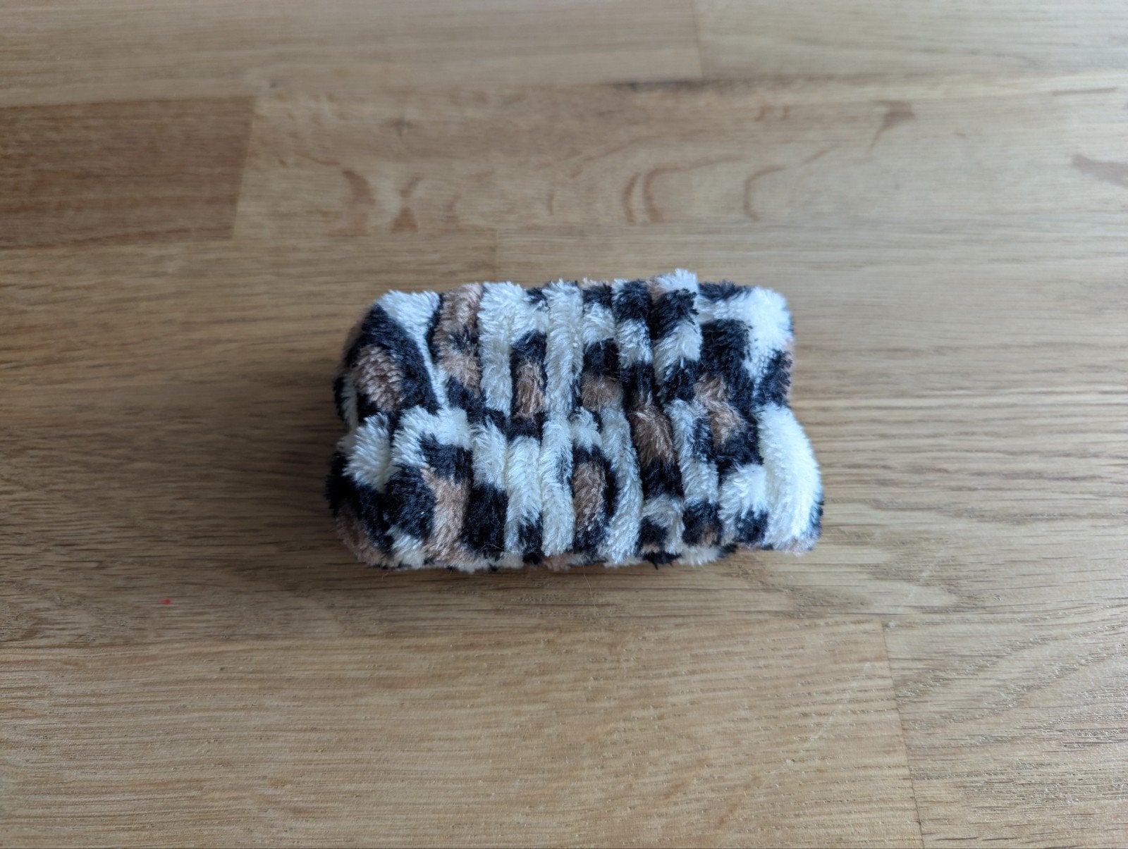 Polsbandje panterprint, Sieraden, Tassen en Uiterlijk, Ophalen of Verzenden, Nieuw, Elastiek