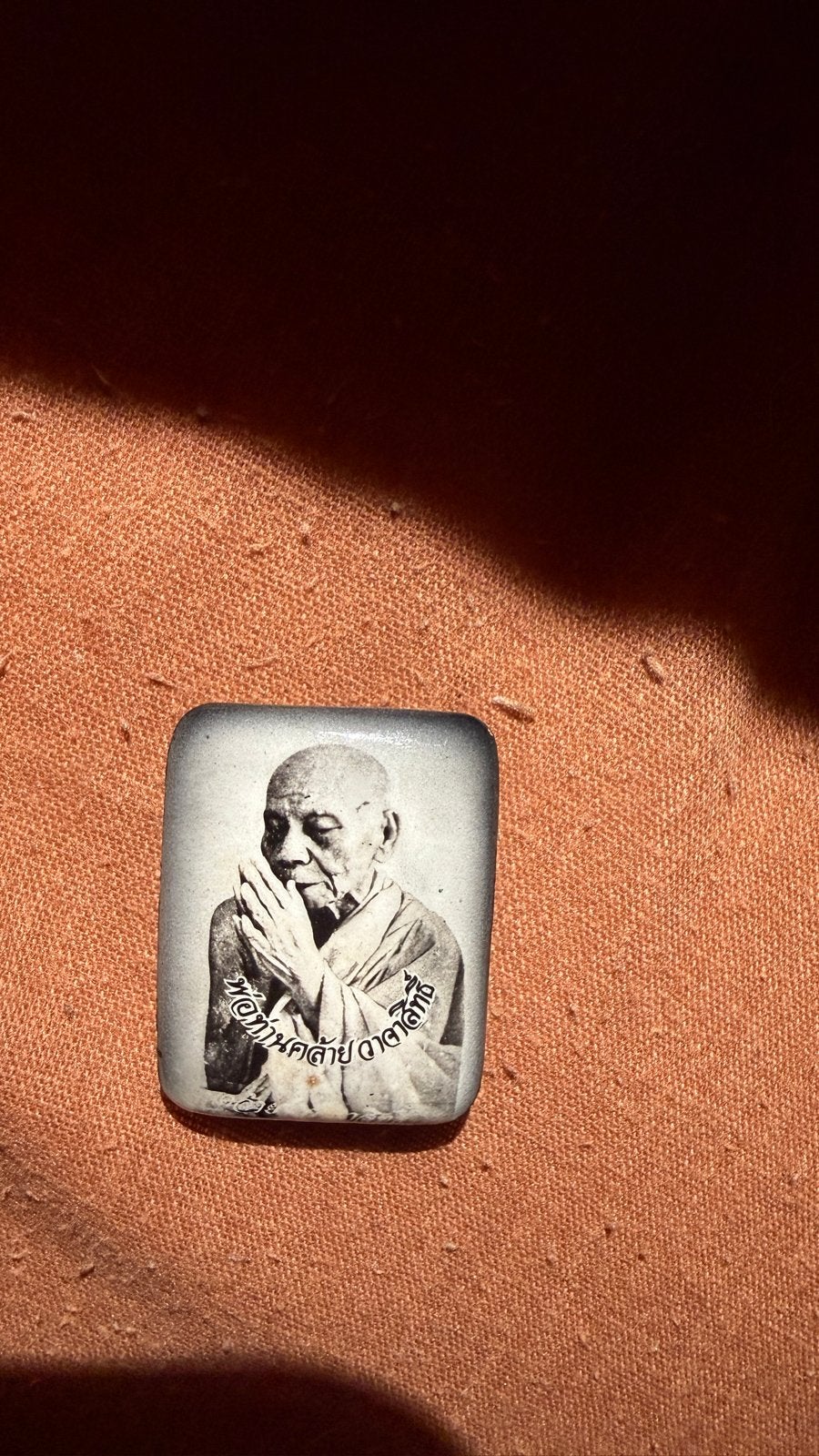 Boeddhistisch Amulet Monnik - Vintage, Ophalen of Verzenden, Gebruikt, Sieraad, Boeddhisme