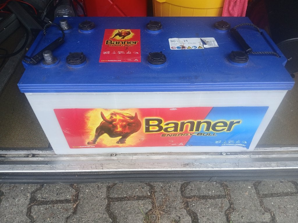 Accu 180ah, Auto-onderdelen, Ophalen, Gebruikt
