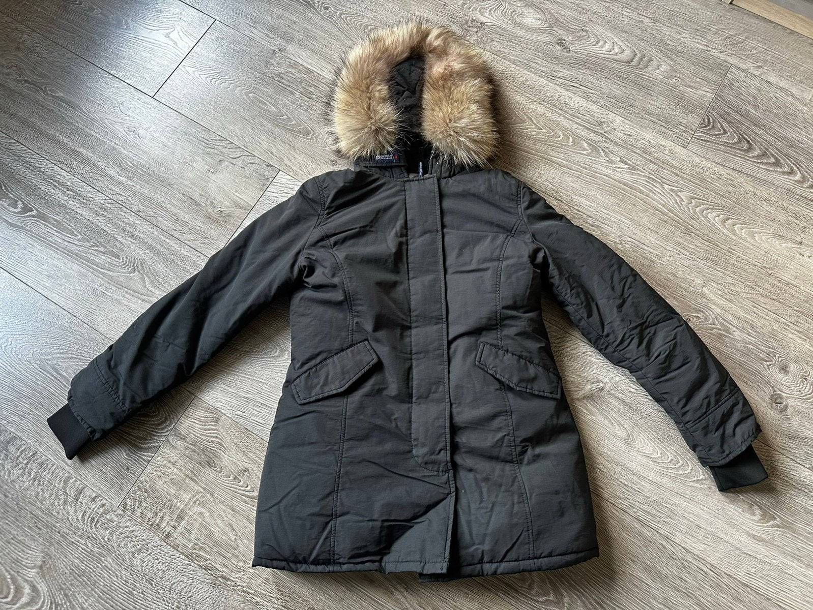 Woolrich parka maat XL winterjas jas, Kleding | Dames, Jassen | Winter, Ophalen of Verzenden, Zo goed als nieuw, Maat 46/48 (XL) of groter