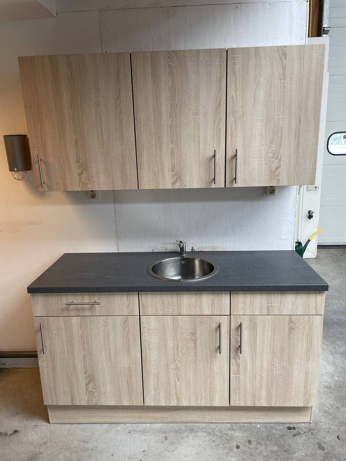 Compleet keukenblok met bovenkasten en boiler, Huis en Inrichting, Keuken | Complete keukens, Ophalen, Gebruikt, Overige kleuren