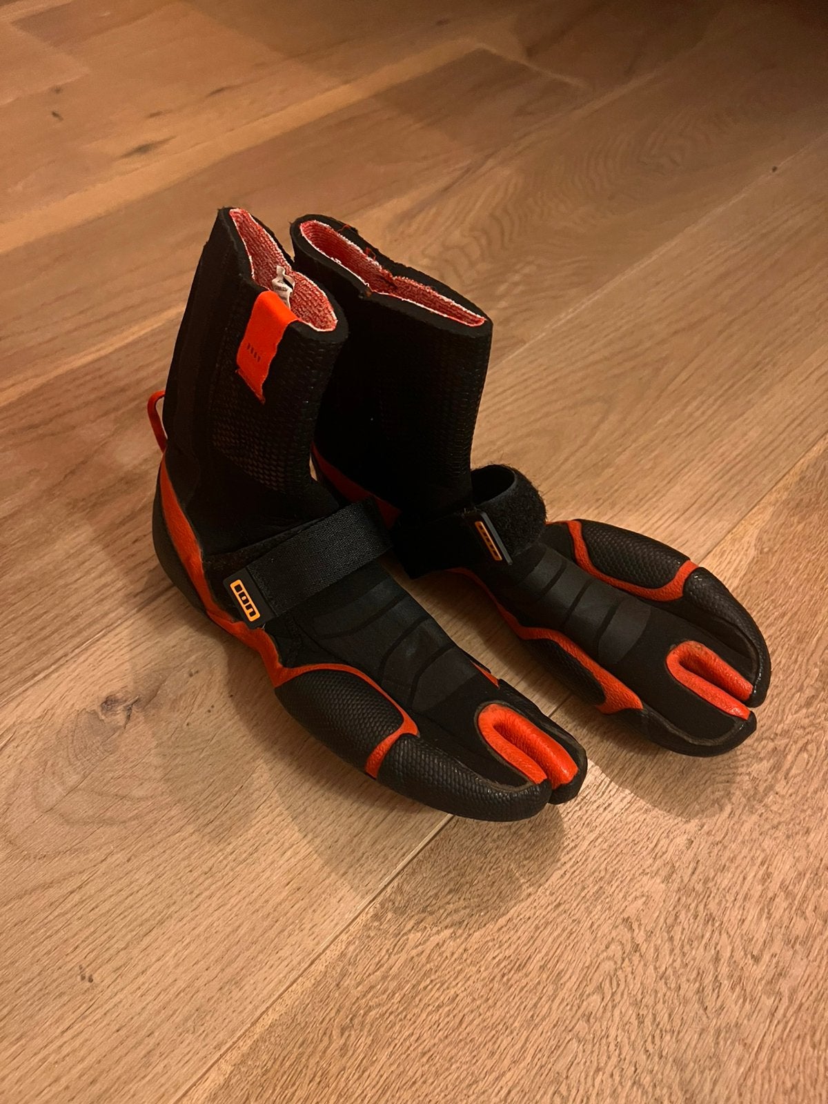 ION Magma Boot 6/5 neoprene shoes size 38-39, Ophalen of Verzenden, Gebruikt, Dame, Zeil- of Surfschoenen