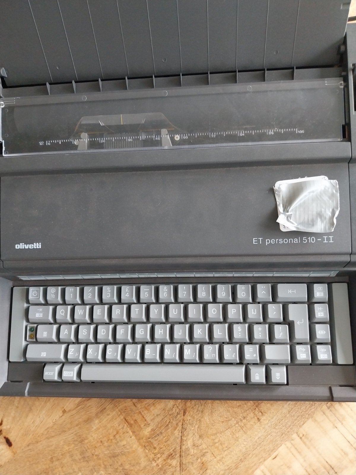 Elektrische typemachine, Ophalen of Verzenden, 10 inch, Bescherming voor- en achterkant