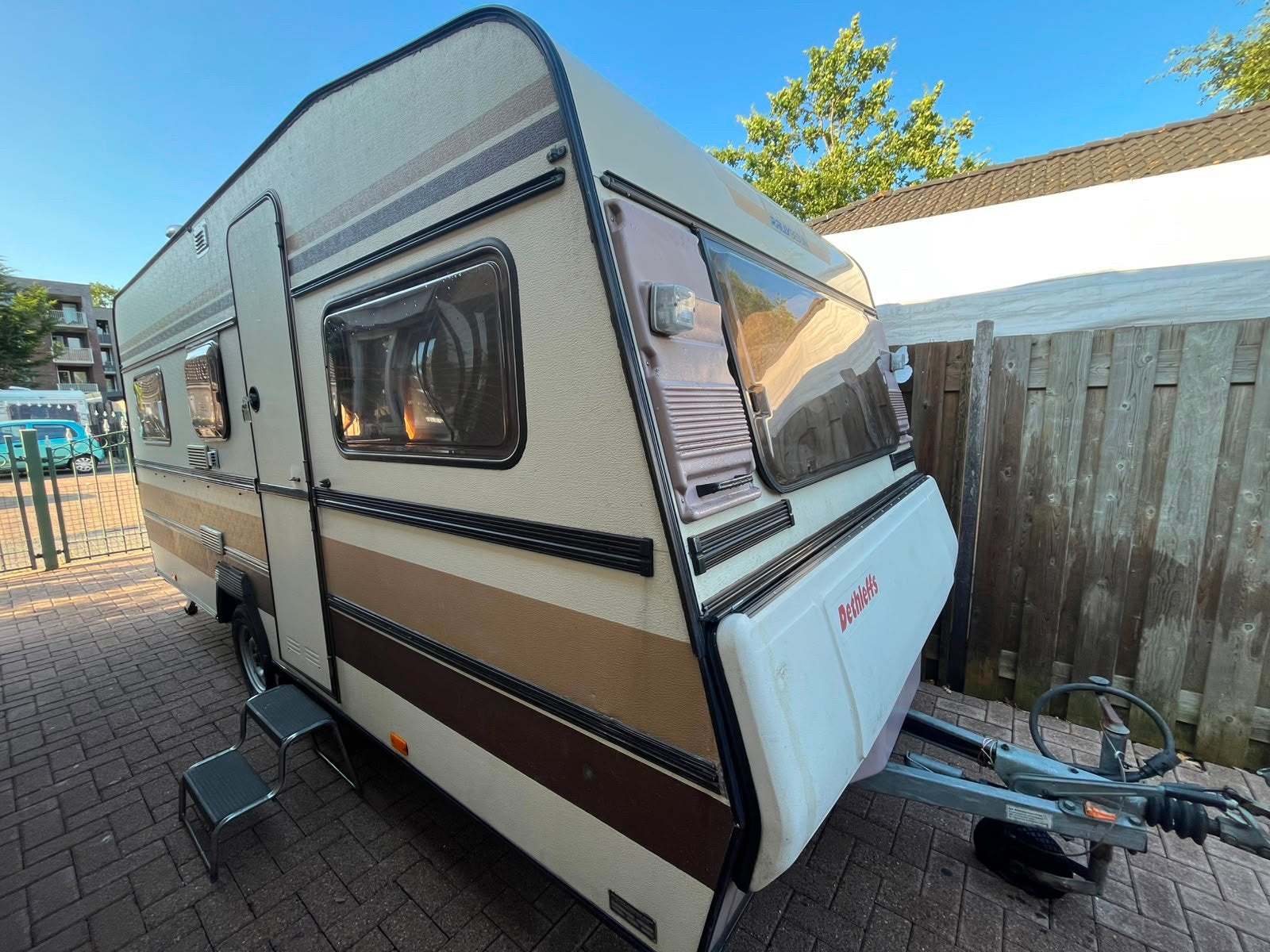 Leuke Detthleffs caravan Voor festival of andere doeleinden!, Rondzit, Hobby, 4 tot 5 meter, 500 - 750 kg