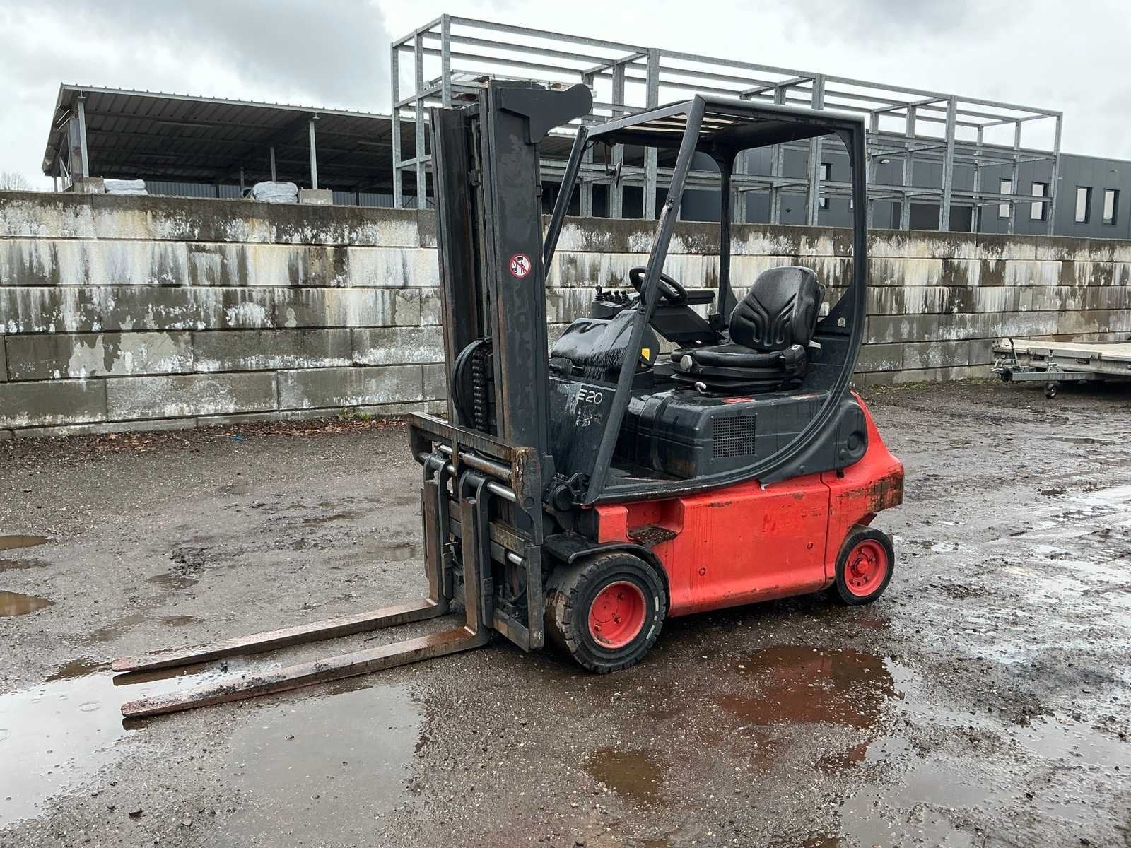 2004 Linde E20P-02 Vorkheftruck Defect, Elektrisch, Heftruck, Linde