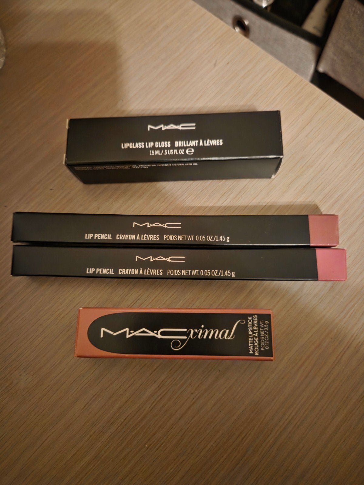 MAC Make-up Set: Lipgloss, Lipliners & Lipstick - Nieuw, Nieuw, Ophalen of Verzenden, Make-up, Overige kleuren