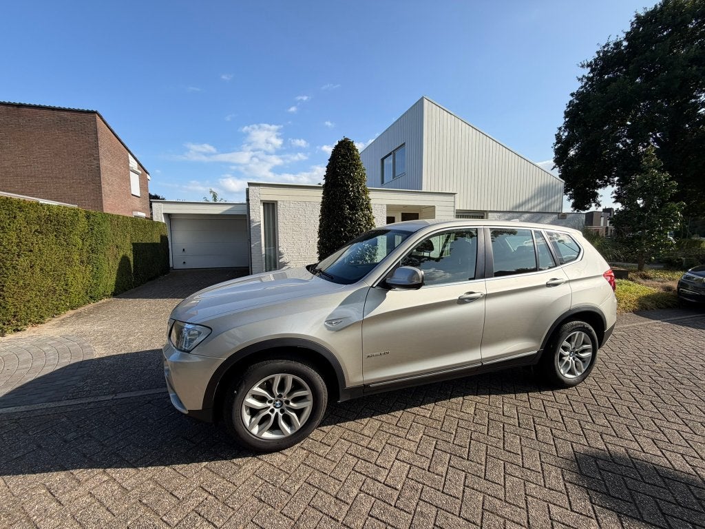 BMW X3 20I Xdrive Aut8 2013 Grijs, Auto's, BMW, Euro 6, 4 cilinders, Bruin, Particulier