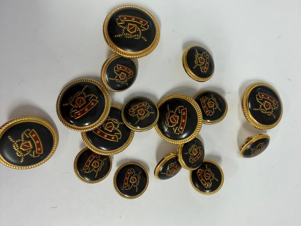 Set van 16 Vintage Knoppen Zwart Goud Rood Embleem, Ophalen of Verzenden, Zo goed als nieuw