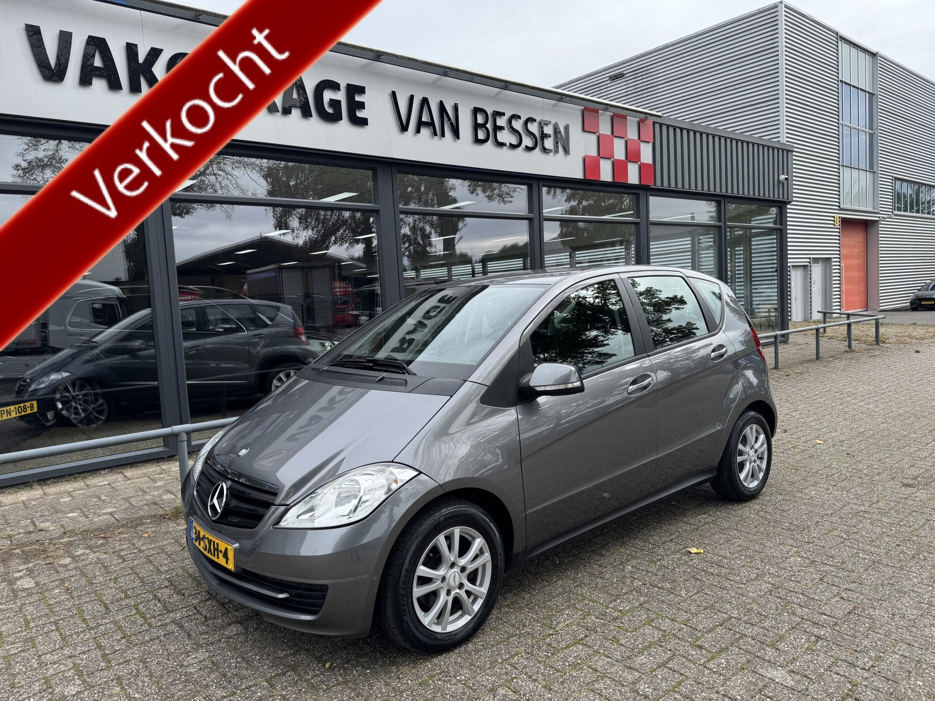 Mercedes-Benz A-Klasse 160 Business Class AUTOMAAT-AIRCO-HOG, Auto's, Euro 5, 15 km/l, 4 cilinders, Origineel Nederlands