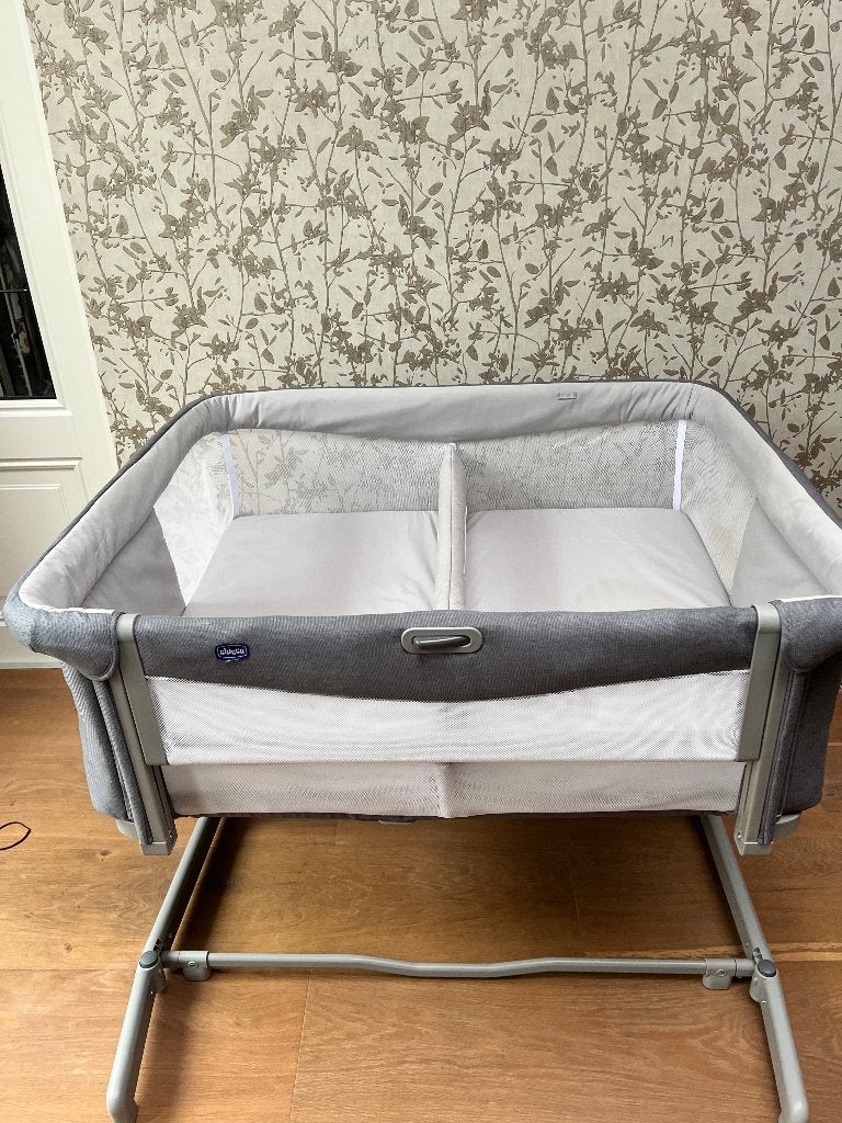 Cosleeper Chicco next 2 me twin, Ophalen, Zo goed als nieuw, Wieg