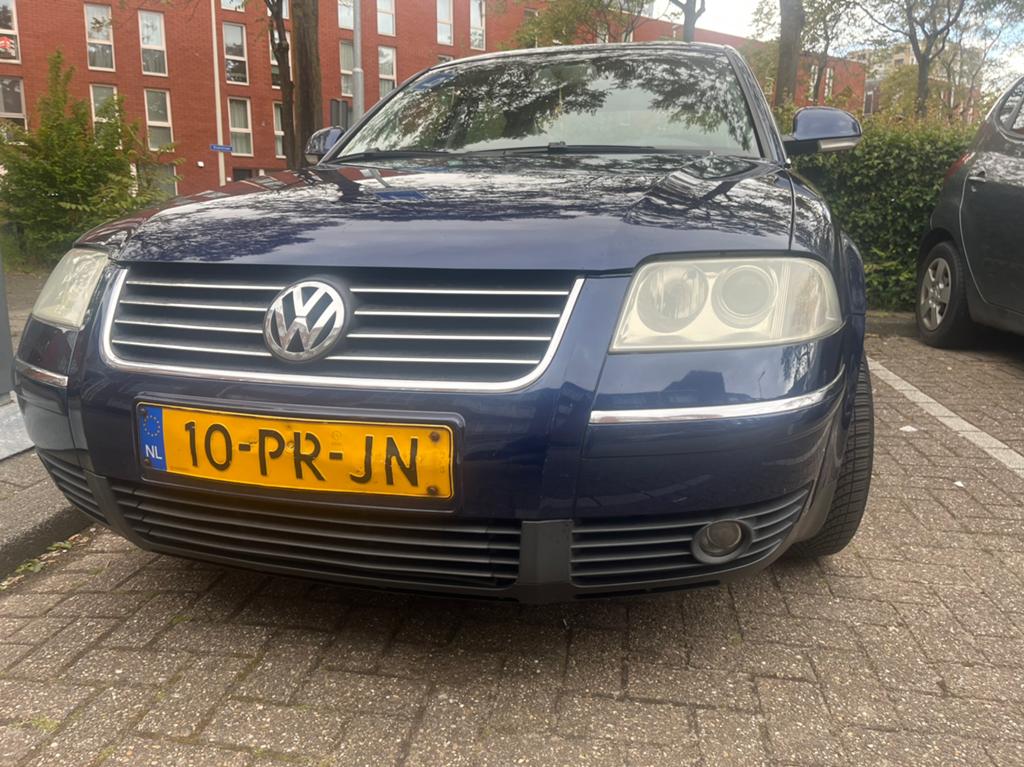 Volkswagen Passat 2.0 96KW 2004 Blauw, 4 cilinders, 1984 cc, Blauw, Origineel Nederlands