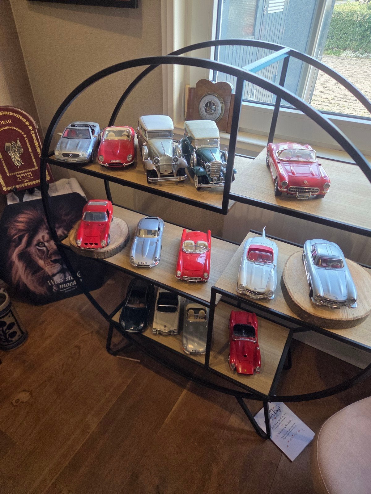 schaalmodel auto's, Huis en Inrichting, Woonaccessoires | Wandplanken en Boekenplanken, Ophalen of Verzenden
