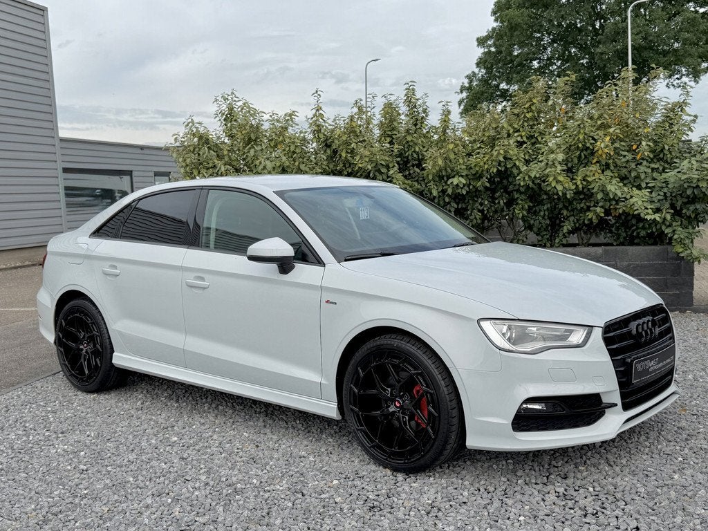 Audi A3 Limousine 1.4 TFSI S-Line Navi|Leer|Xenon|PDC|Cruis, Auto's, Audi, Voorwielaandrijving, Gebruikt, 4 cilinders, 1210 kg
