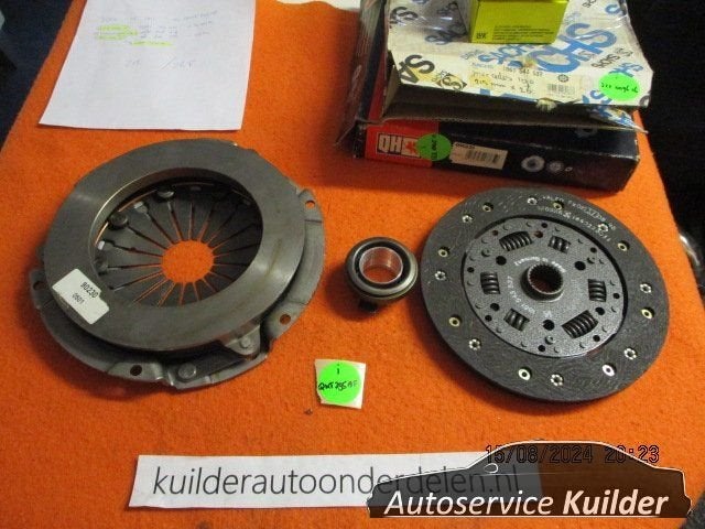 Koppelingset Mercedes 190 w201 w124 w123  QKT395AF  30001110, -, Nieuw, Ophalen of Verzenden, -