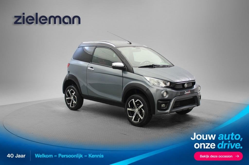 Aixam CROSSOVER  Premium - 2022 - 6.707 Km - Camera, Leer, P, AIXAM MEGA Brommobielen, Gebruikt, Info@aixam.nl, Linie 15, 5405 AR Uden